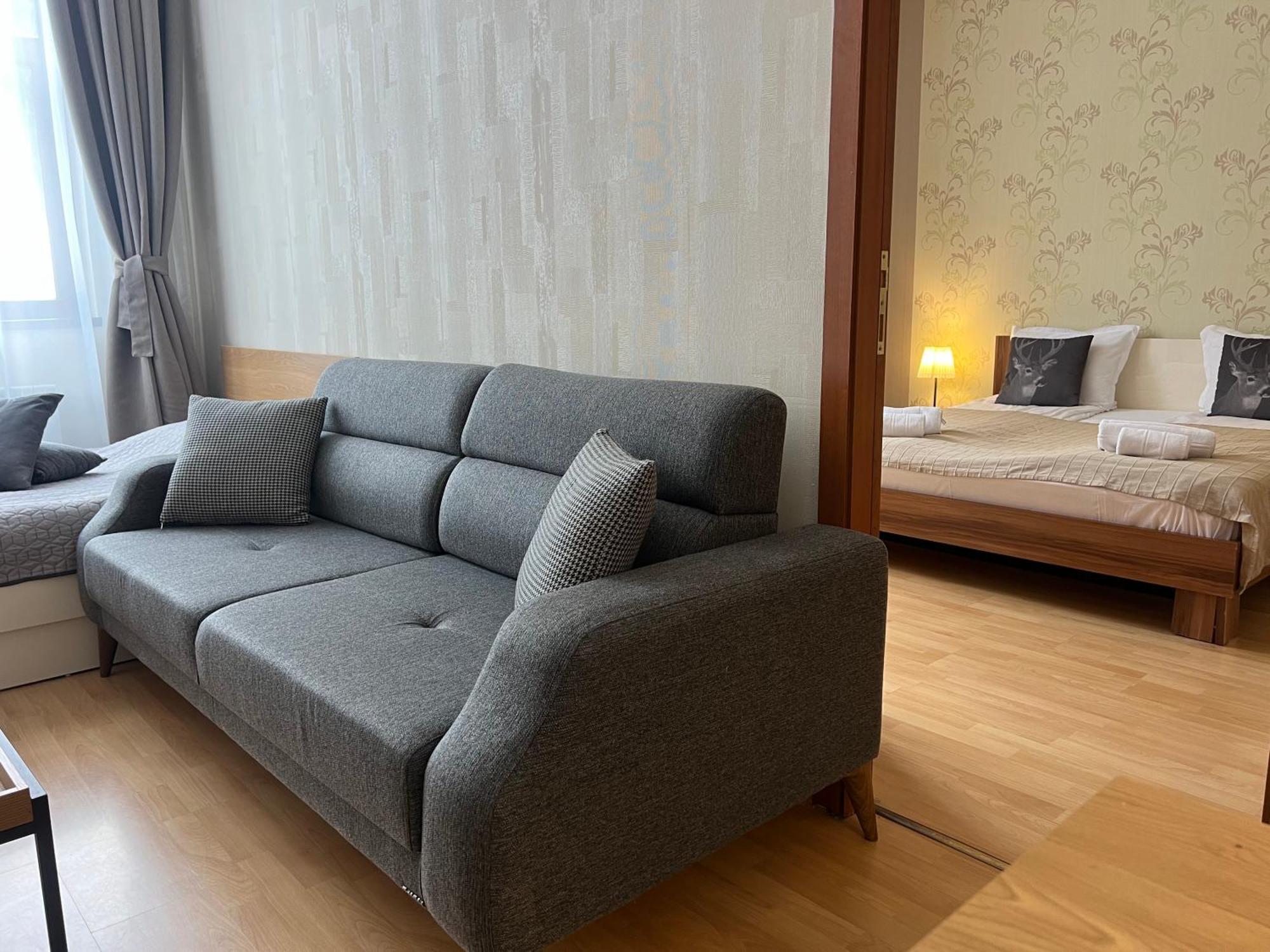 Flora Hotel Apartment 103 波罗维茨 外观 照片