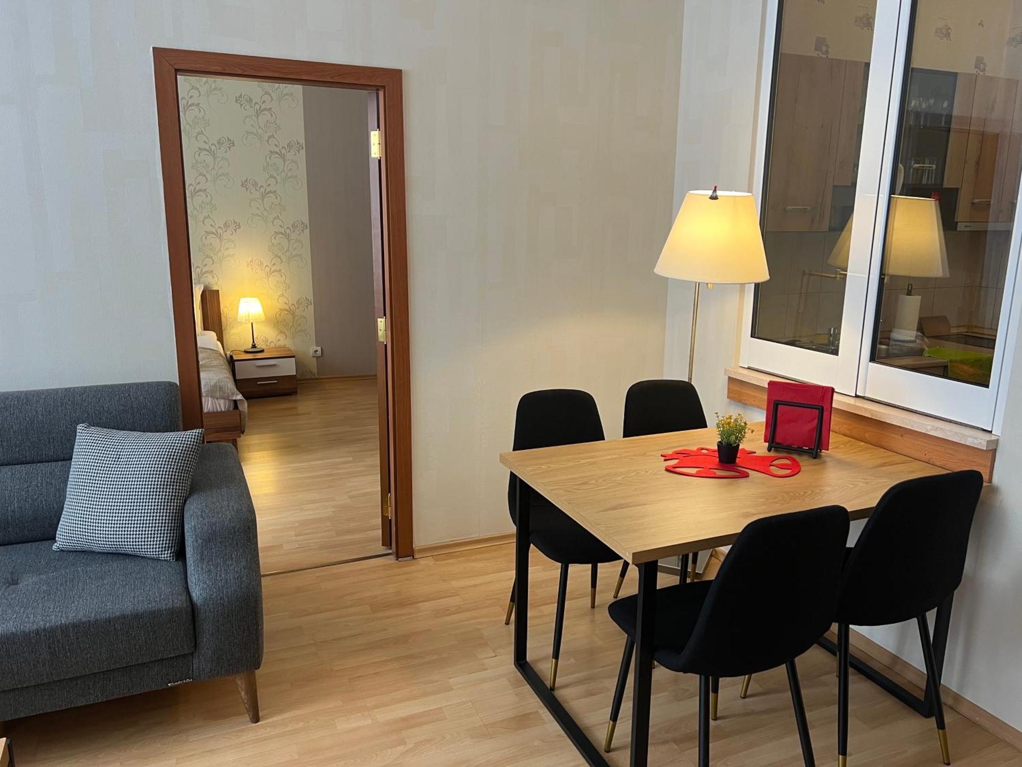 Flora Hotel Apartment 103 波罗维茨 外观 照片
